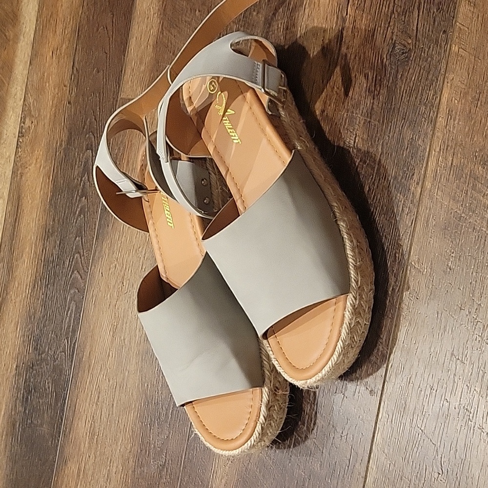 Athlefit Women's Sandal